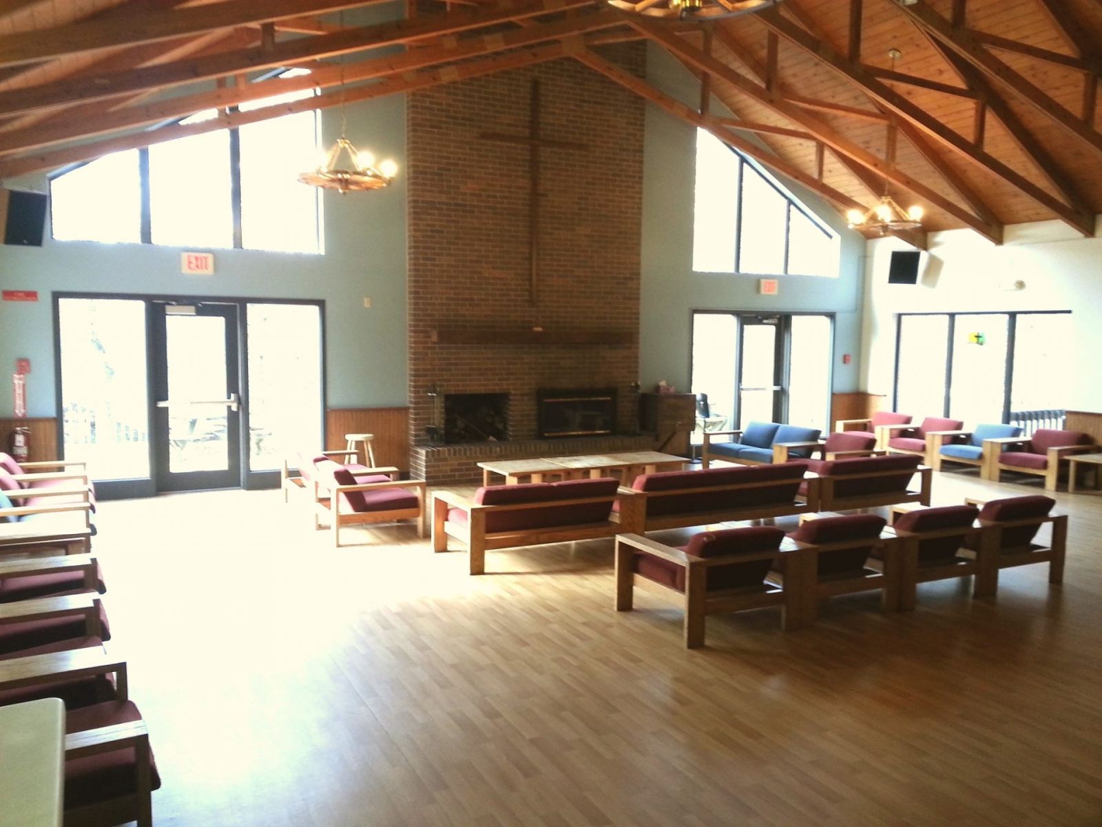 lodge-dining-room-4